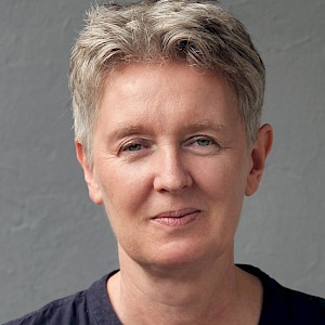 Annette Hurst